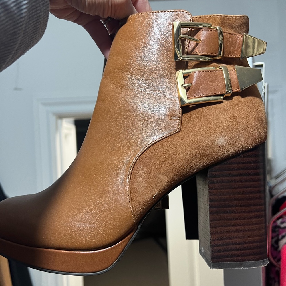 Guess booties size 9